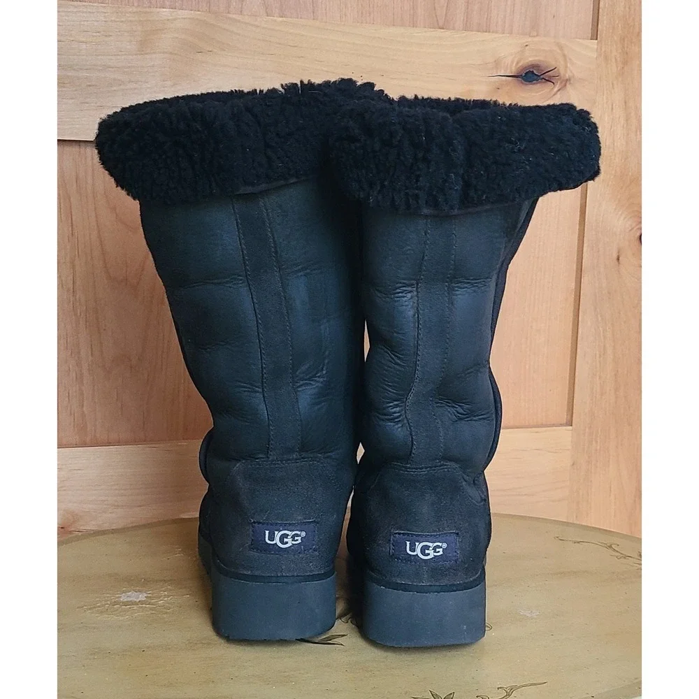 UGG Amie Tall EU 40 US 9 Black Suede Shearling Lined Wedge Boots Preppy Riding‎